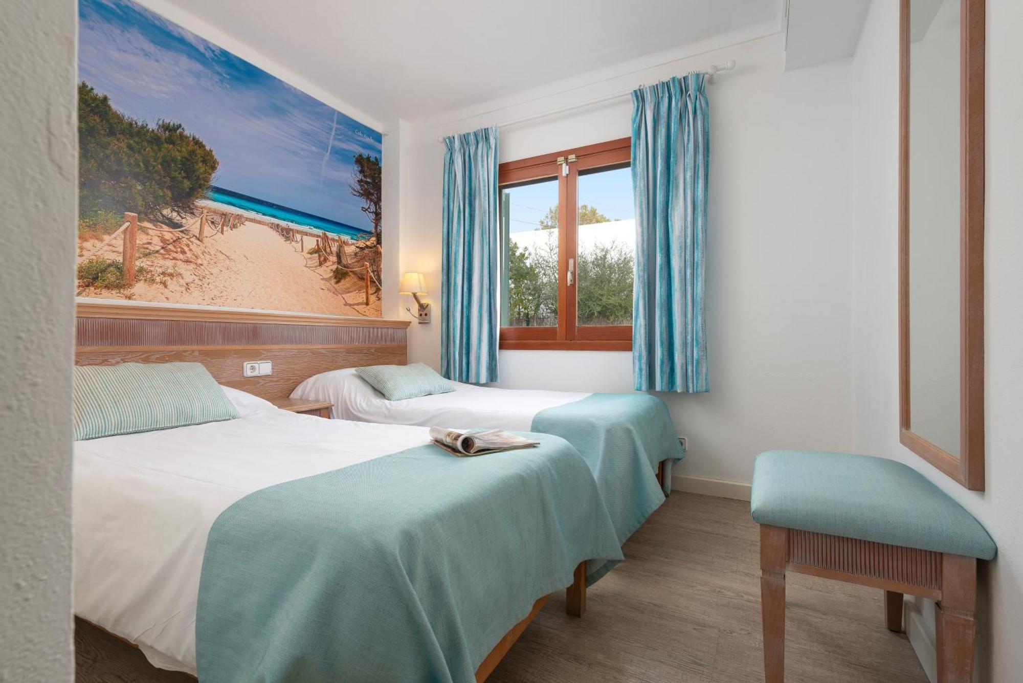 Apartamentos Playa Marina Кала-Феррера Экстерьер фото