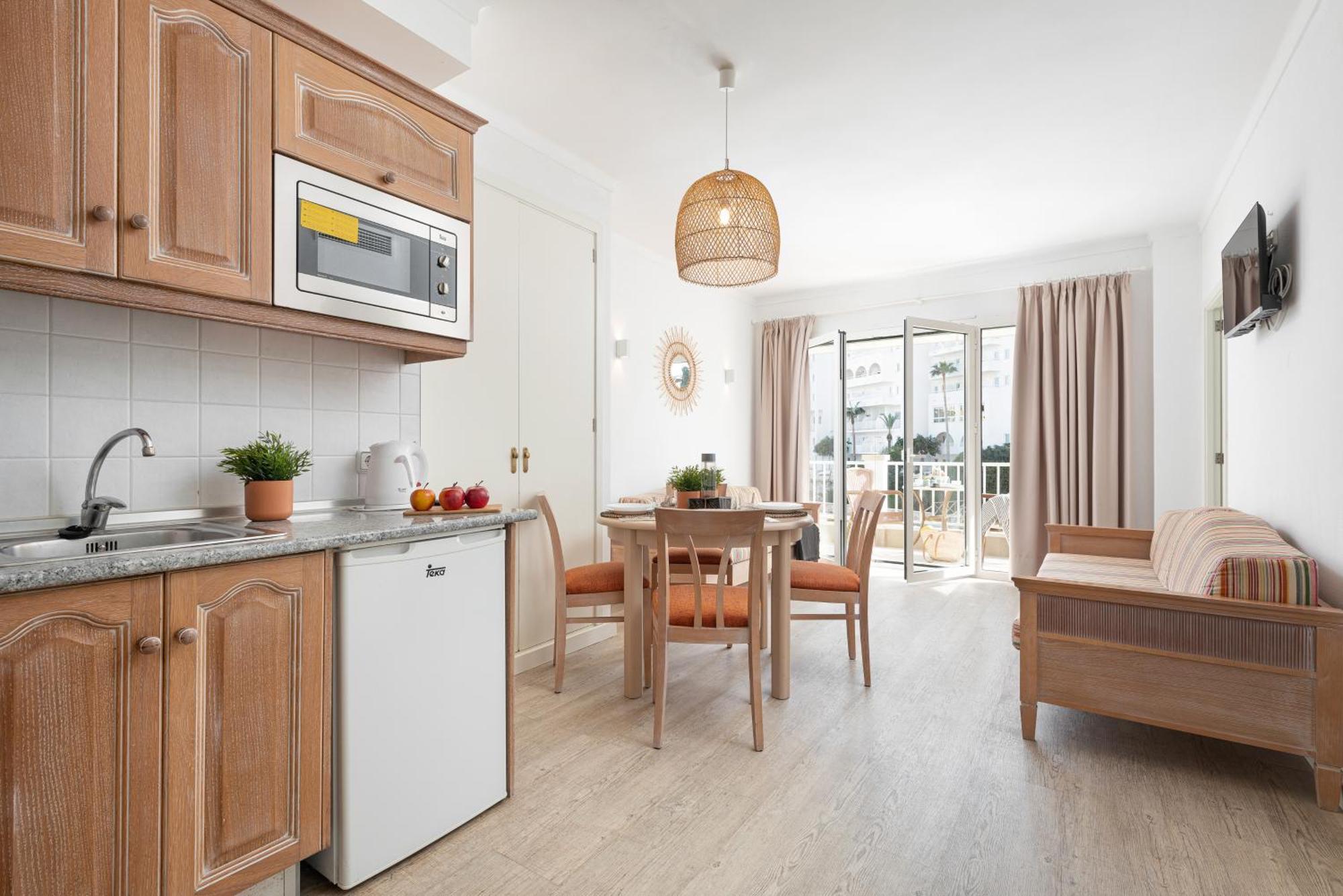 Apartamentos Playa Marina Кала-Феррера Экстерьер фото