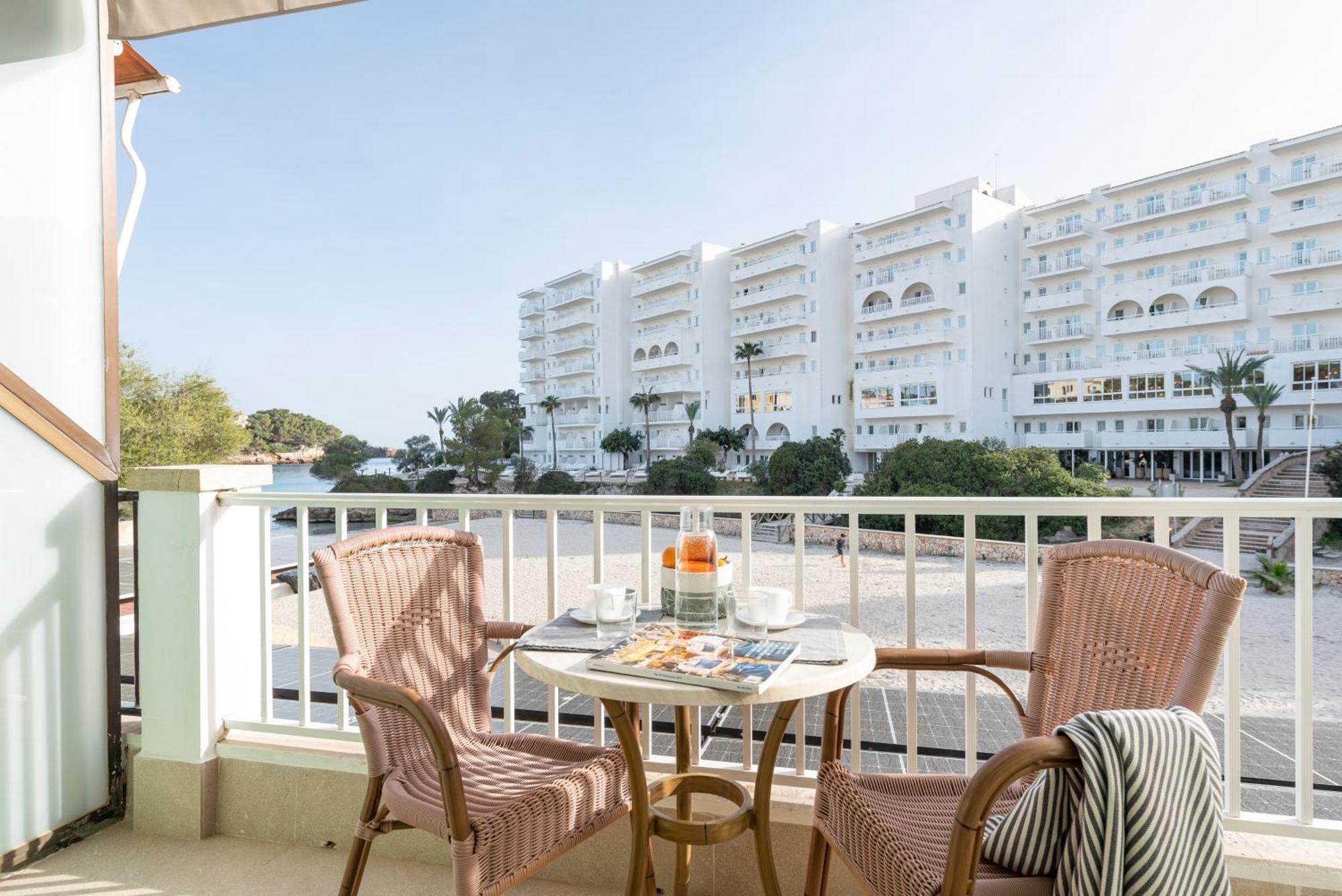 Apartamentos Playa Marina Кала-Феррера Экстерьер фото