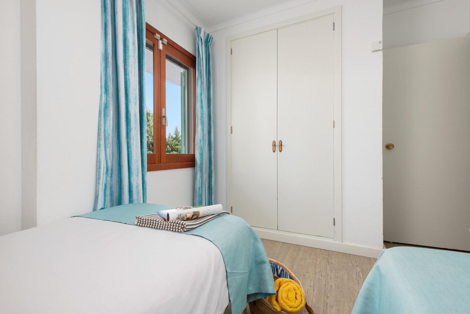 Apartamentos Playa Marina Кала-Феррера Экстерьер фото