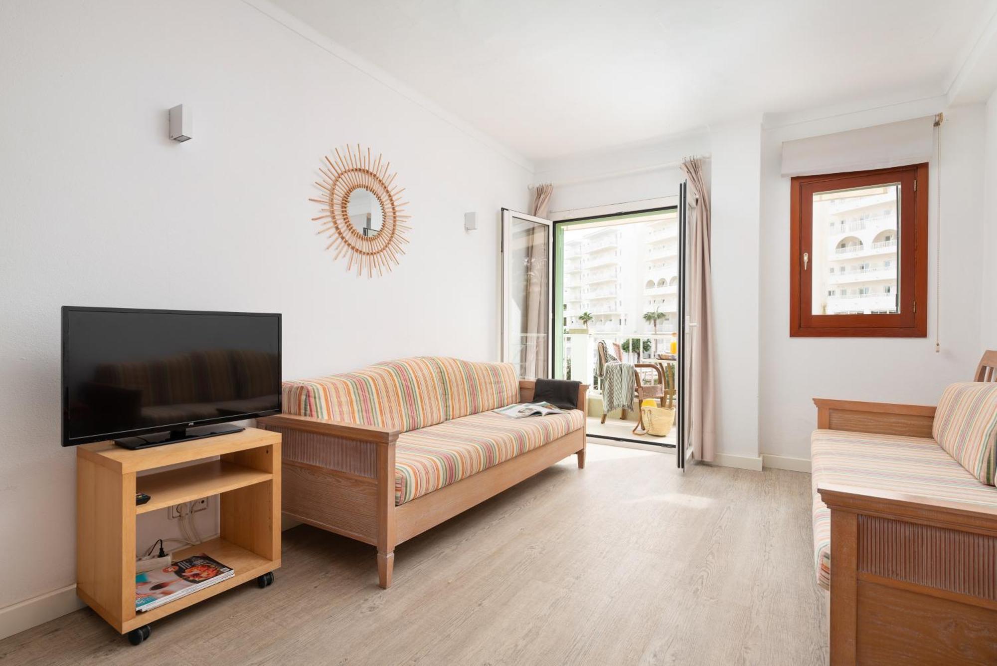 Apartamentos Playa Marina Кала-Феррера Экстерьер фото