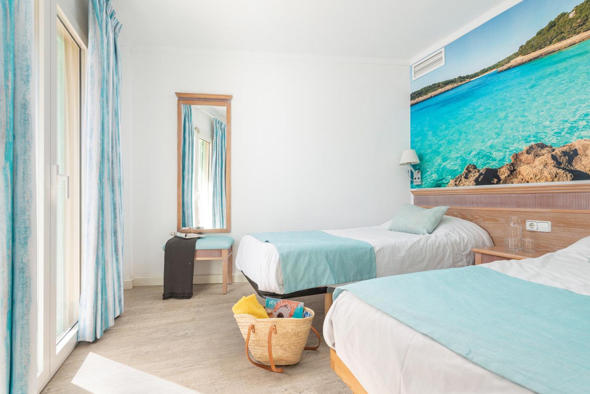 Apartamentos Playa Marina Кала-Феррера Экстерьер фото